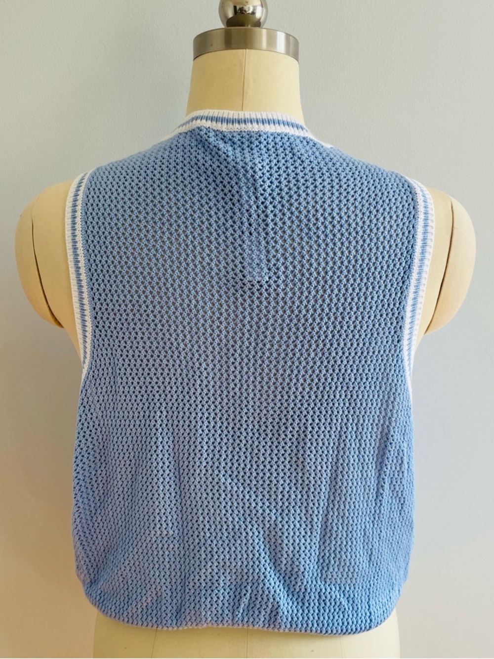 PINK Victorias Secret Collegiate V-Neck Sweater Vest- Lt Blue- Size Large-NWT - Picture 5 of 9